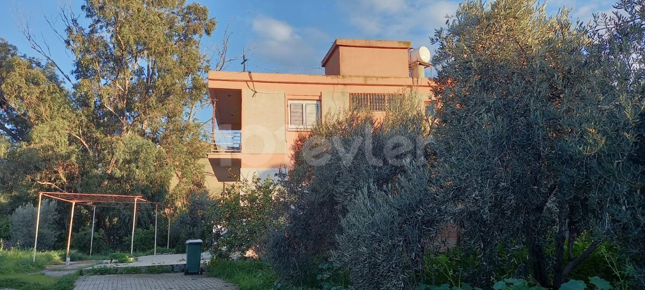 DUBLEX HOUSING WITH A VERY LARGE GARDEN IN GÜZELYURT BOSTANCI.