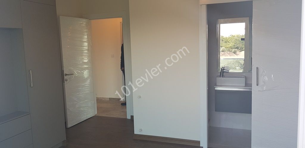 Semi Detached For Sale in Zeytinlik, Kyrenia