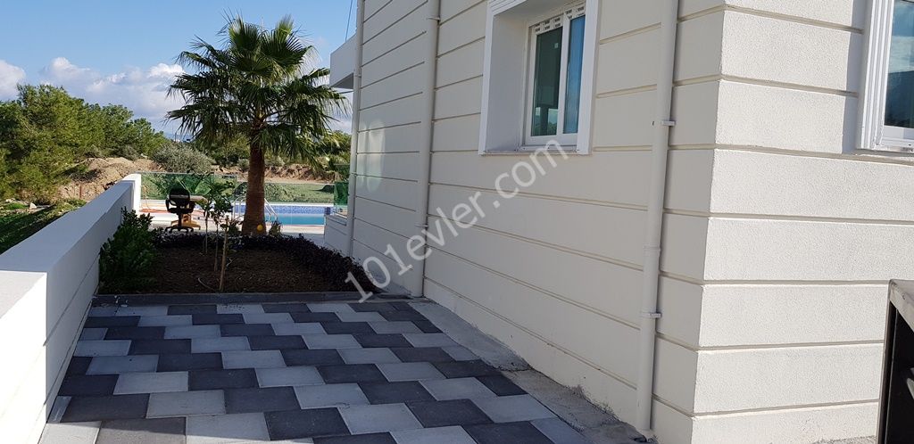 Semi Detached For Sale in Zeytinlik, Kyrenia