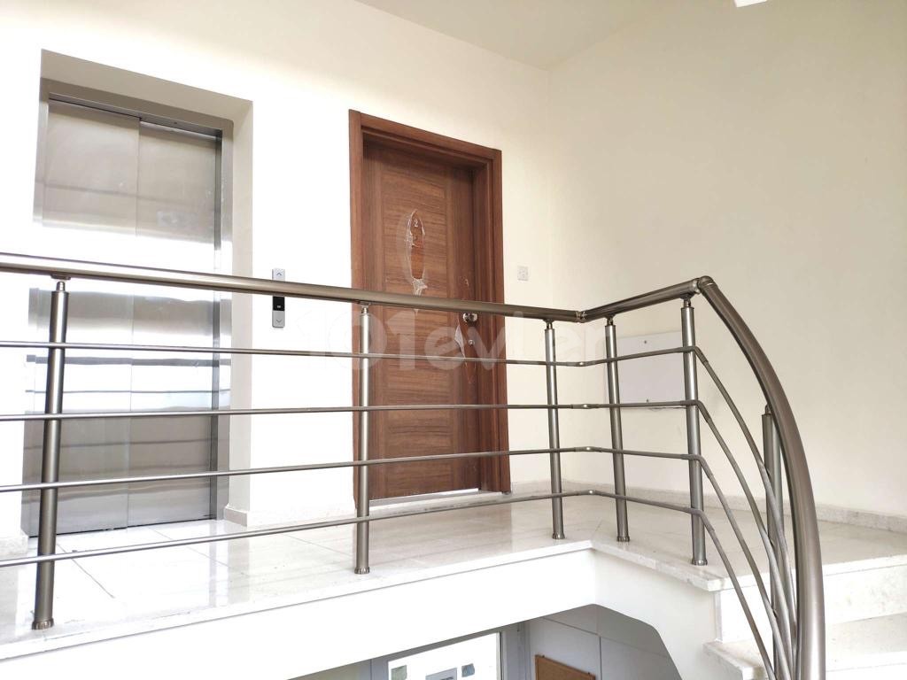 Flat For Sale in Küçük Kaymaklı, Nicosia