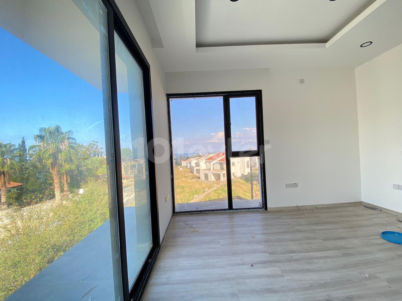 Erdbebensichere Stahlkonstruktion 3+1 280 m2 Villa mit Meerblick und riesigem Garten in Alsancak, Kyrenia 