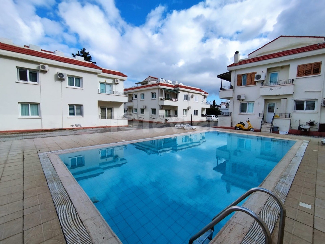 Rent 3 bedroom apartment area in Çatalköy with pool 