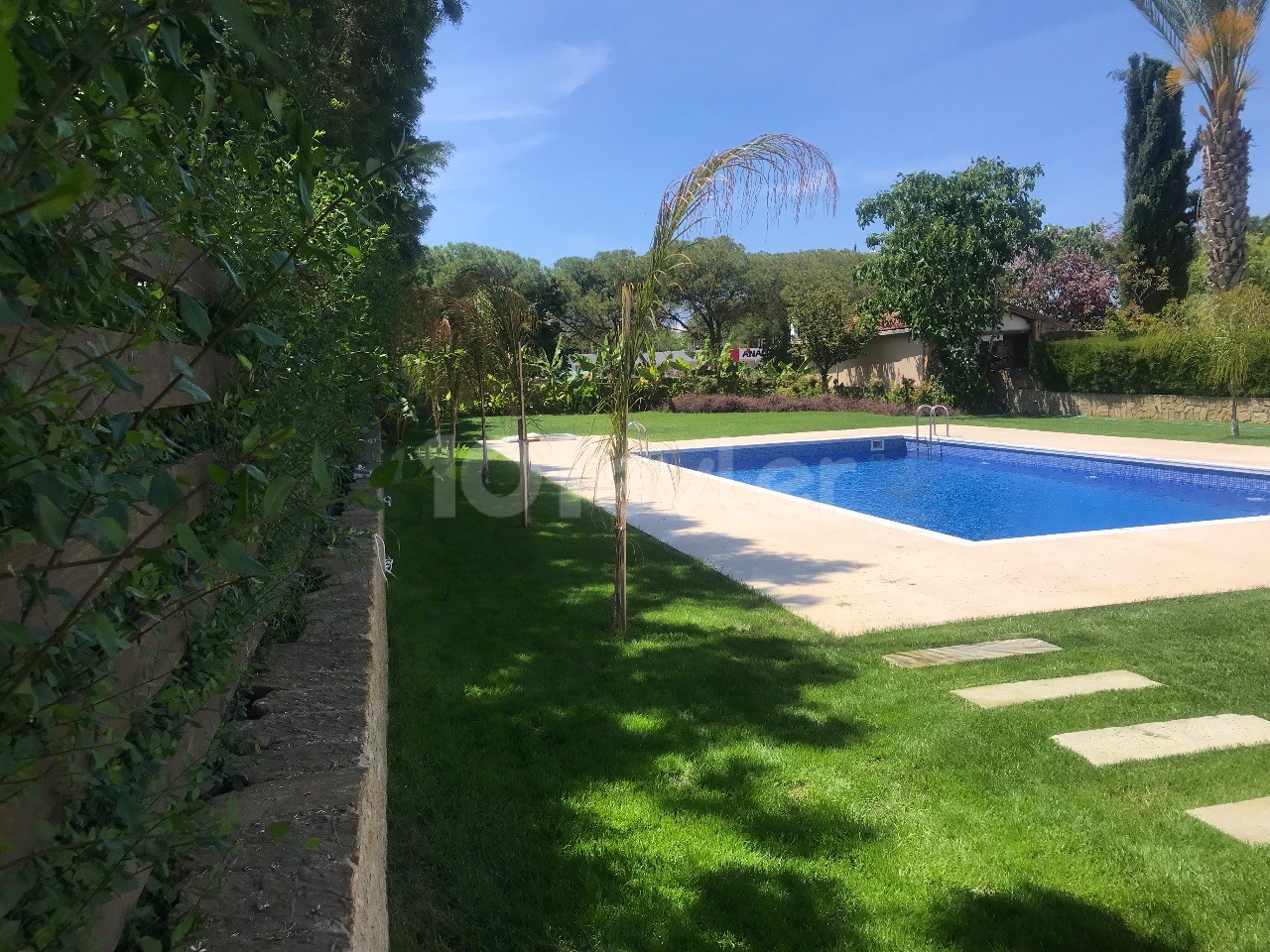 Girne Karakum da 3+1 7 Kişilik Lüks Eşyalı Özel Havuzlu Villa (3+1 Ferienvilla 3 Schlafzimmer 1 Küche und Studio ein eigener Pool - Kamin und großer Garten)