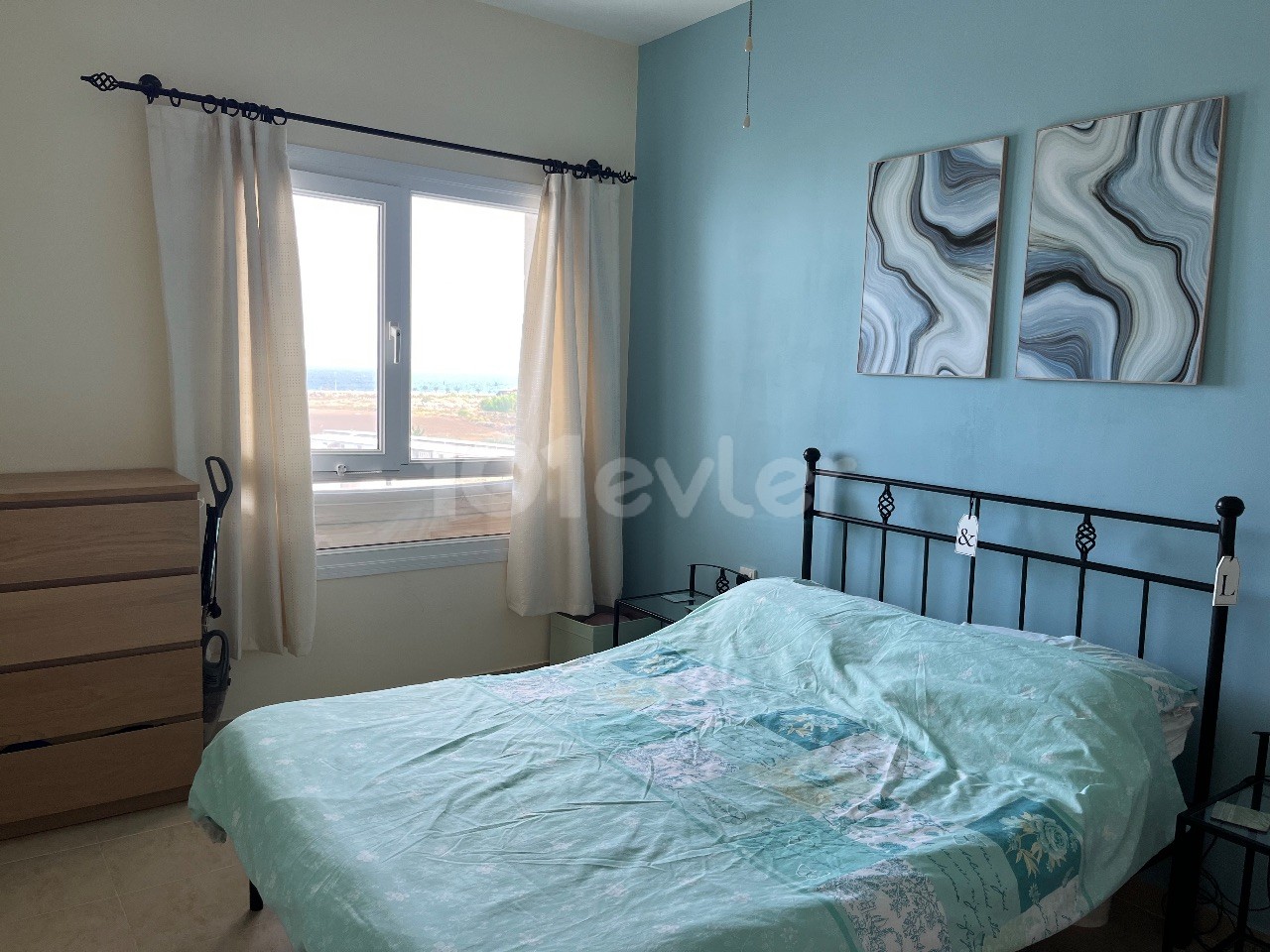 Fully Furnished 1+1 Flat for Sale in Iskele Cezar with Sea View