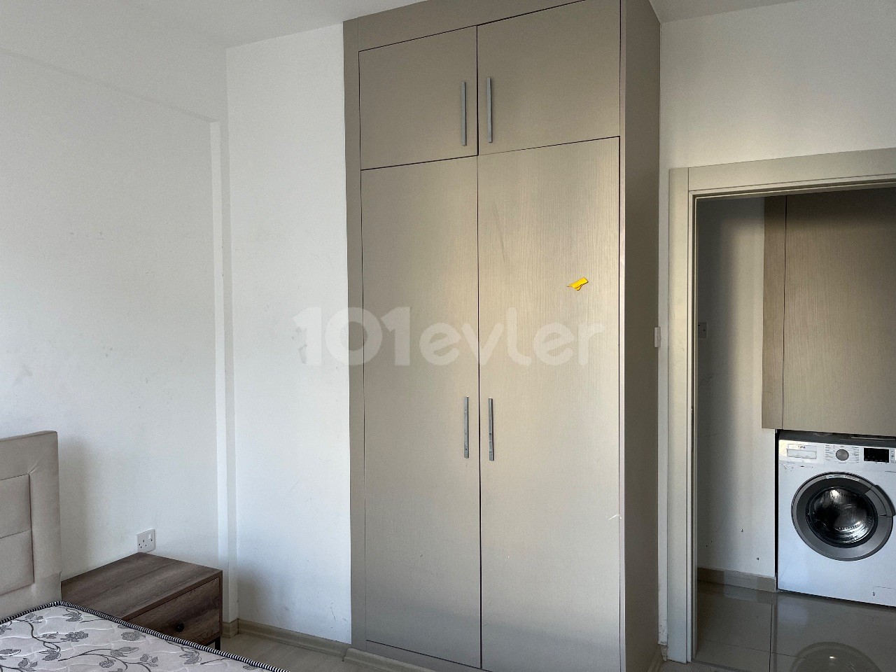 2+1 Fully Furnished Flat Near Gloria Jeans in the Center of Kyrenia