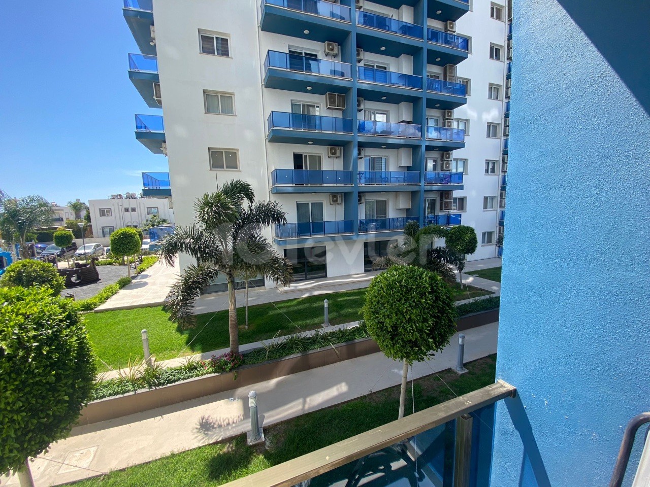 1+1 komplett möbliertes Apartment mit Gemeinschaftspool in Iskele Long Beach Poseidon, 100 Meter zu Fuß vom Strand entfernt