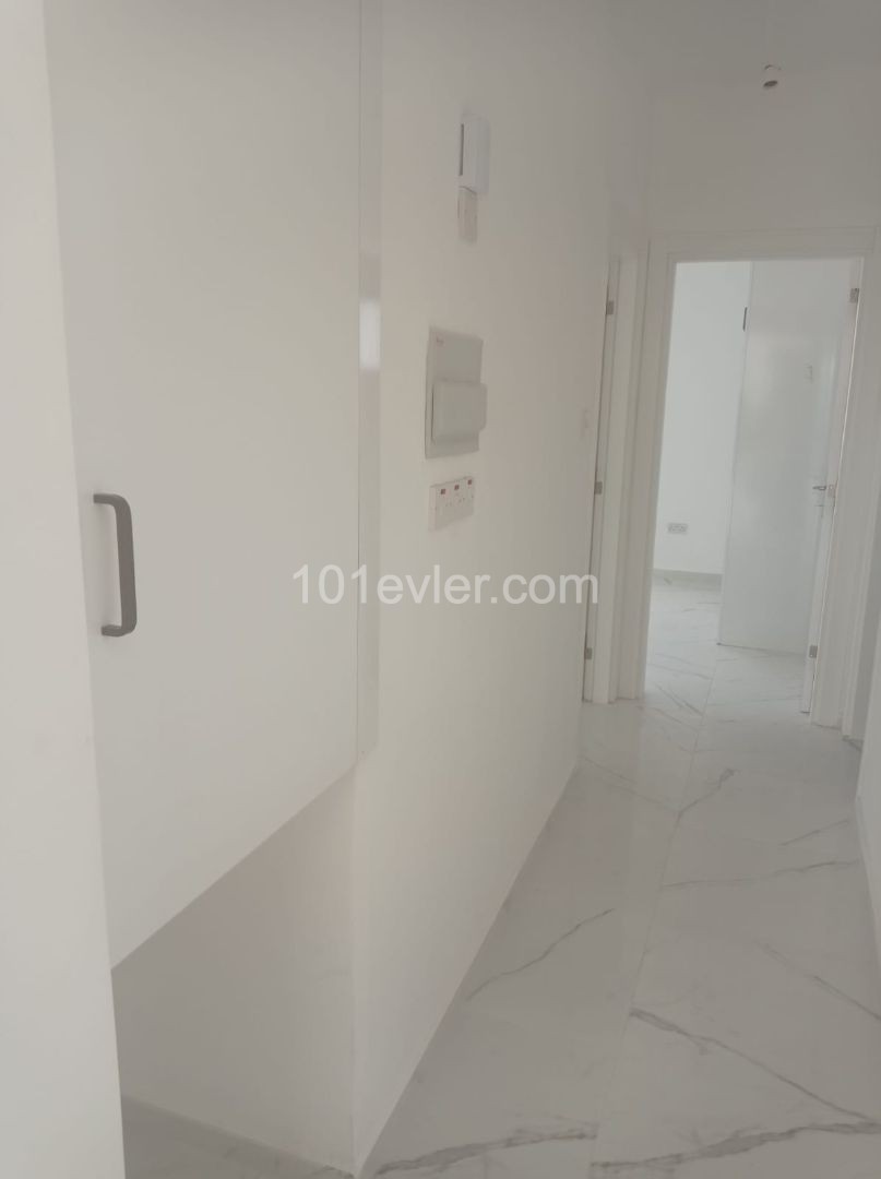 Newly finished apartments for sale in Yenişehir ** 