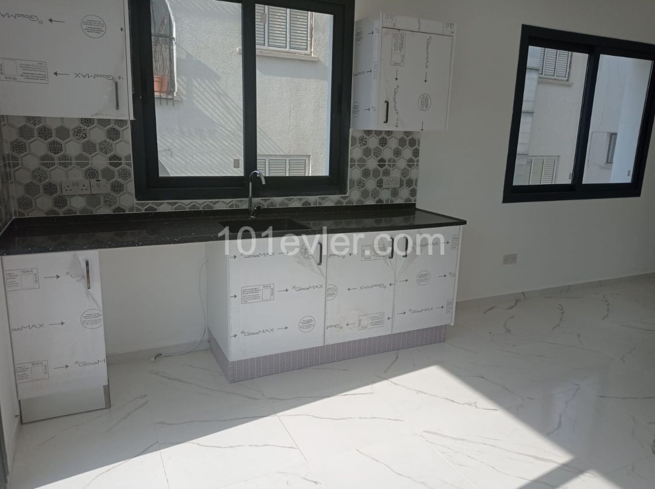 Newly finished apartments for sale in Yenişehir ** 