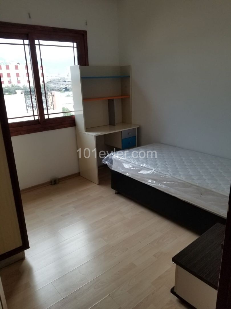 Dumlupınar'da 3+1 kiralık eşyalı daire