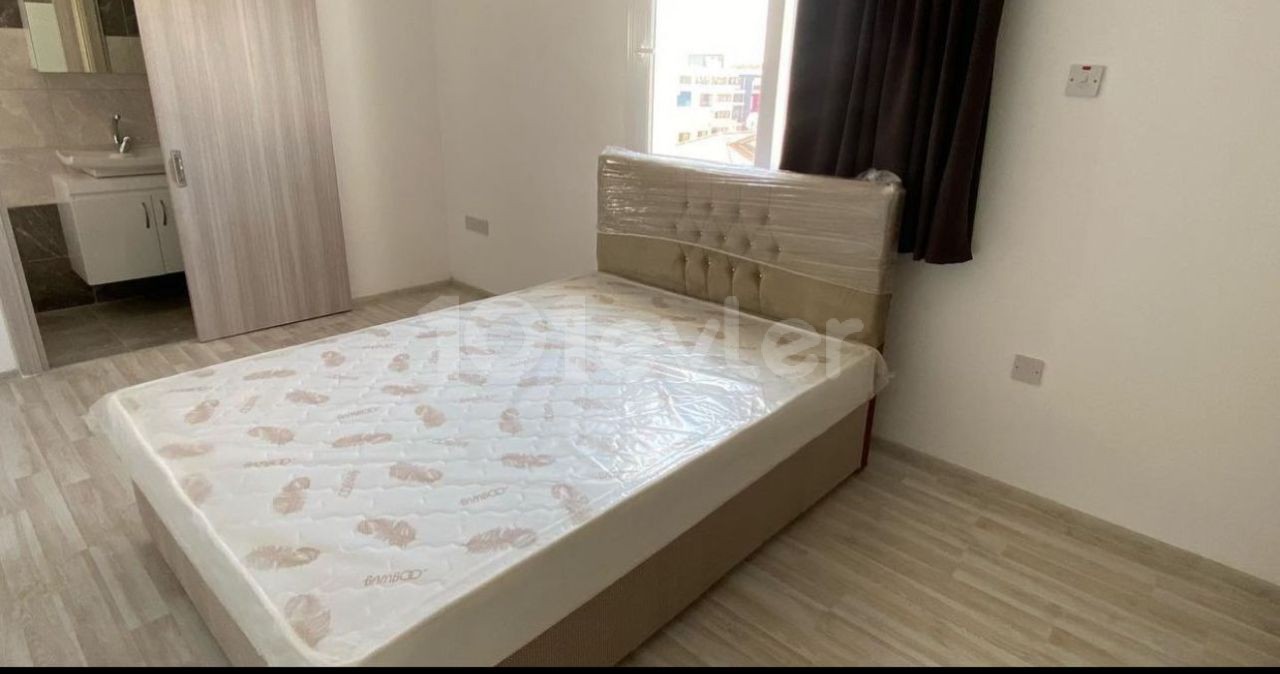 Gönyeli'de 2+1 Kiralık eşyalı penthouse