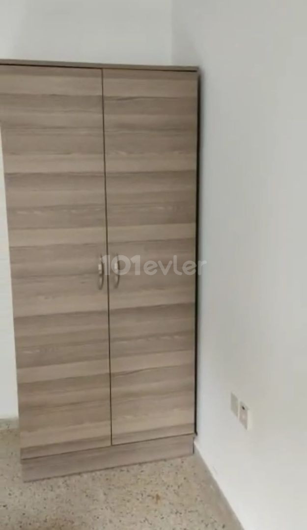 Girne Merkezde 3+1 kiralık eşyalı daire