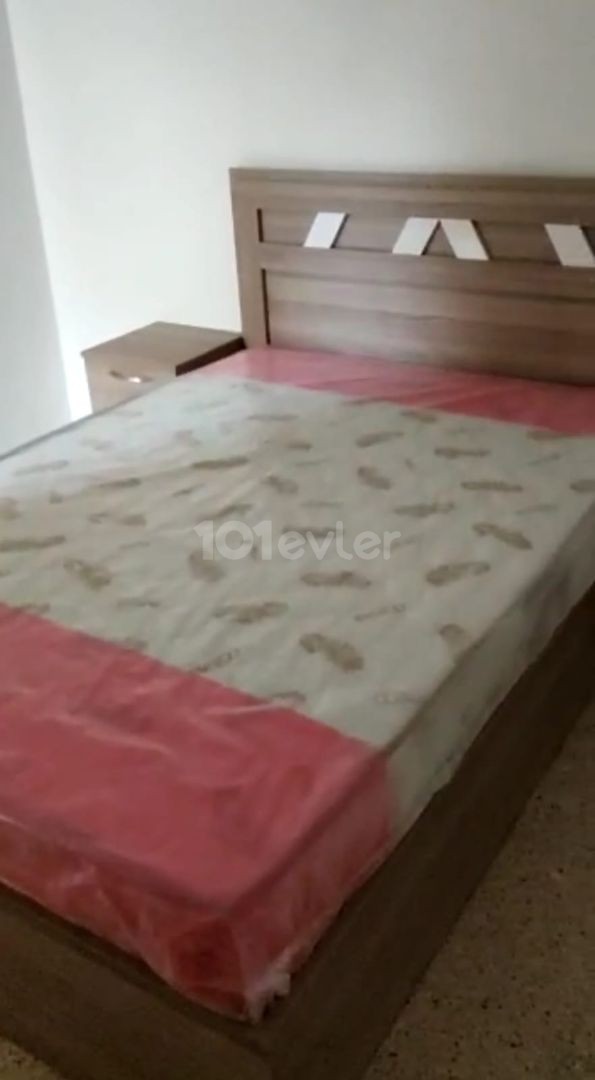 Girne Merkezde 3+1 kiralık eşyalı daire