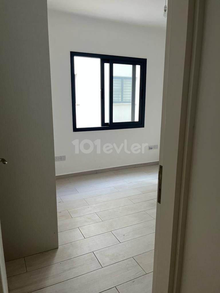 Flat To Rent in Küçük Kaymaklı, Nicosia