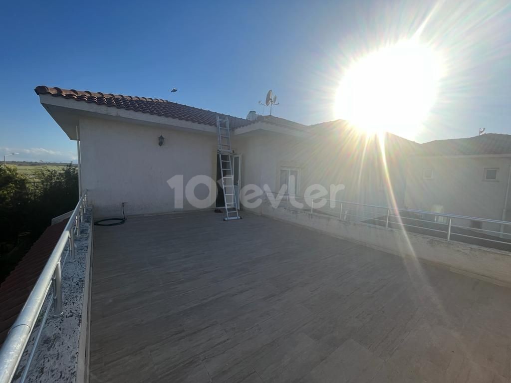 Luxury 4+1 villa for sale with commercial permit in Yenikent