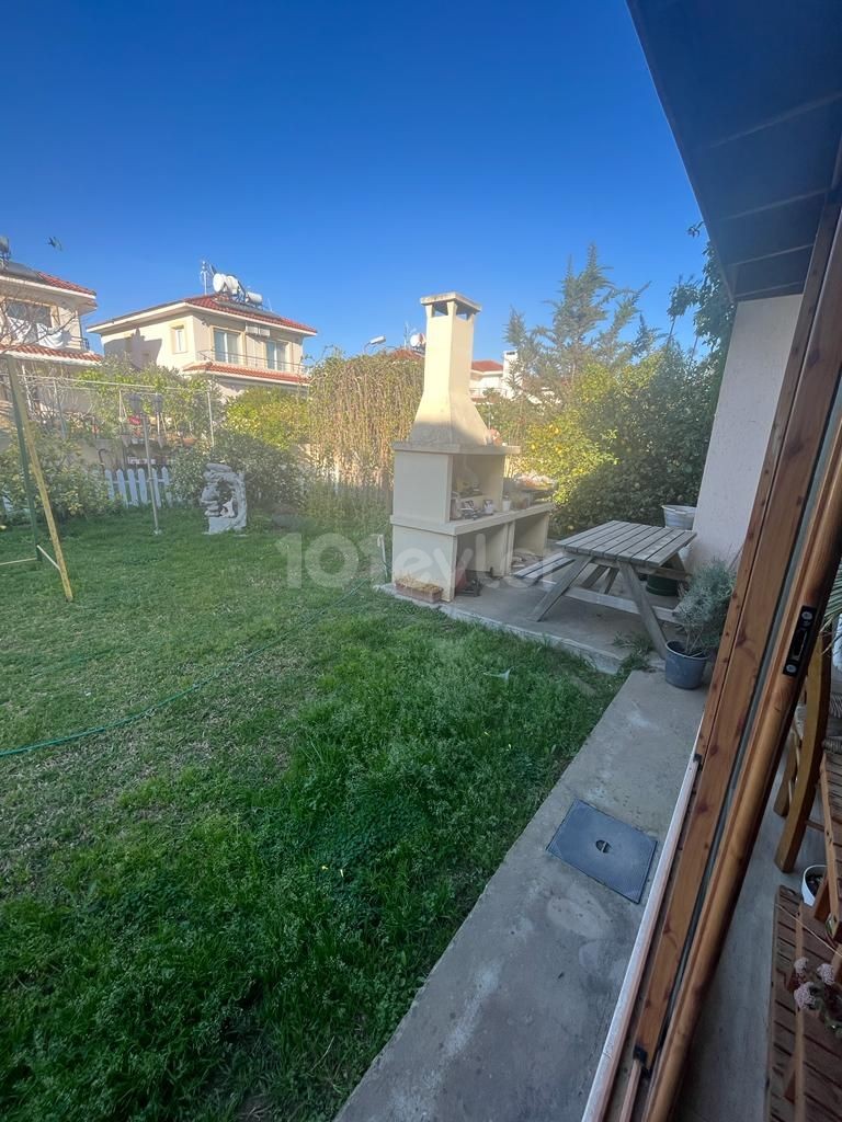 Luxury 4+1 villa for sale with commercial permit in Yenikent