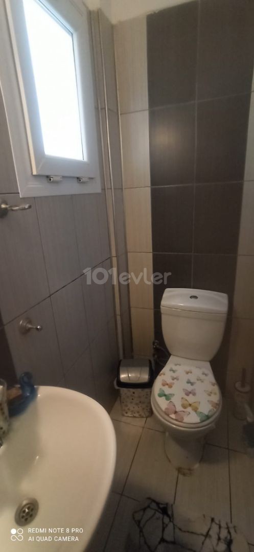 KÜÇÜKKAYMAKLI DA SATILIK 2+1 ZEMİN KAT DAİRE 