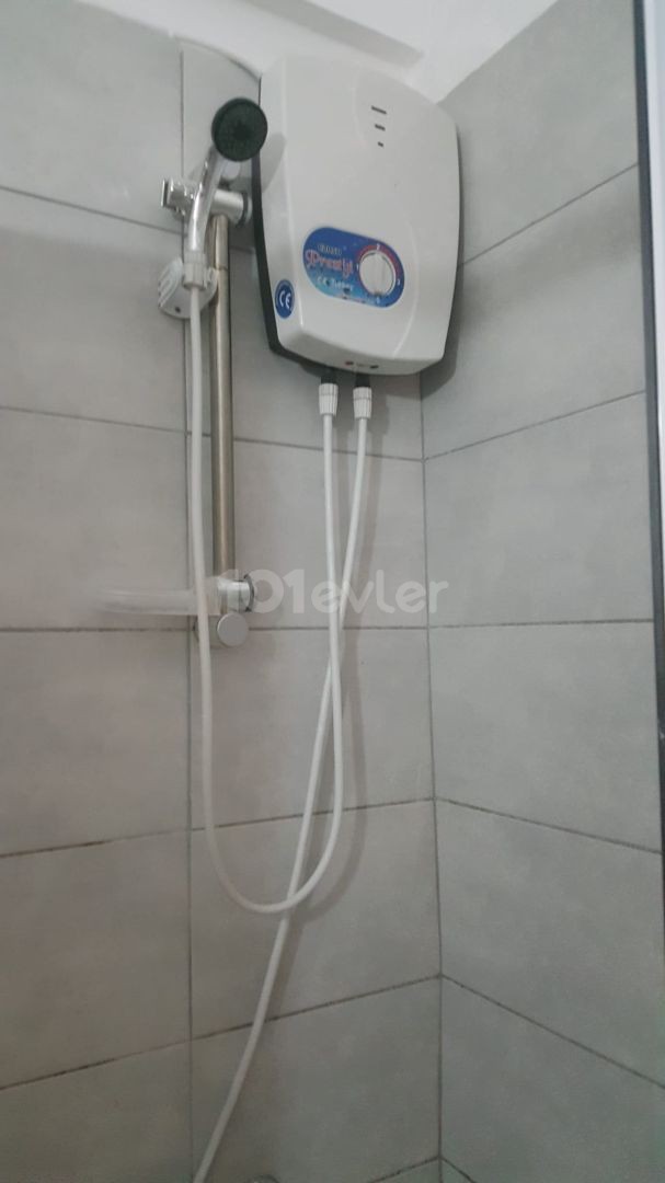 Küçük Kaymaklı 2+1 flat for sale