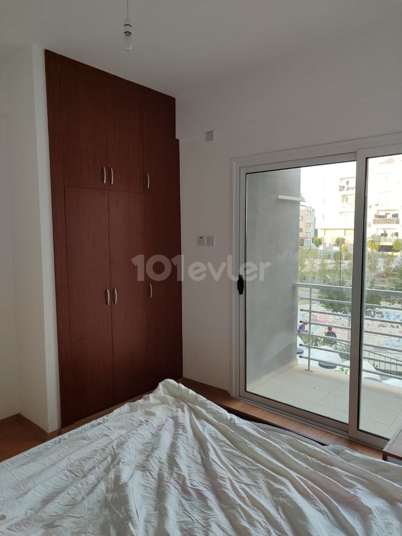 Gönyeli 3+1 flat for rent