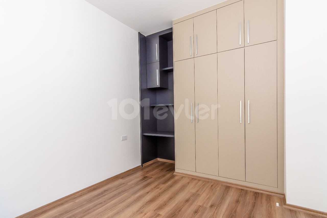 1+1 WOHNUNG ZU VERKAUFEN, KYRENIA CITY CENTER, KYRENIA REGION