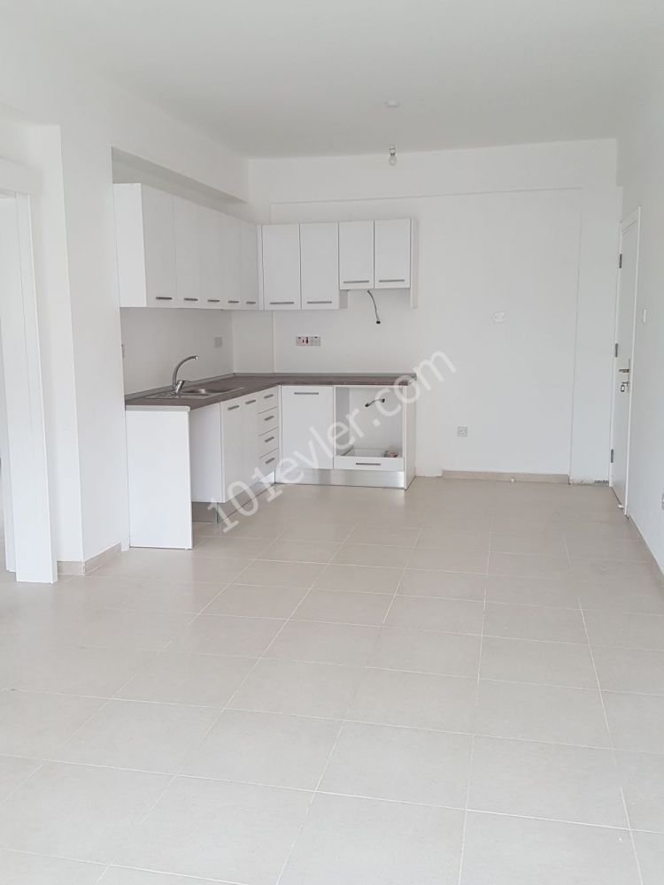 HAMİTKÖY MERKEZDE 2+1 DAİRE - KARALIM APARTMANI C BLOK ZEMİN KAT NO.3