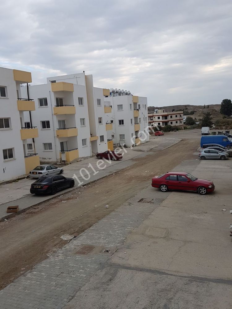 HAMİTKÖY MERKEZDE 2+1 DAİRE - KARALIM APARTMANI C BLOK ZEMİN KAT NO.3