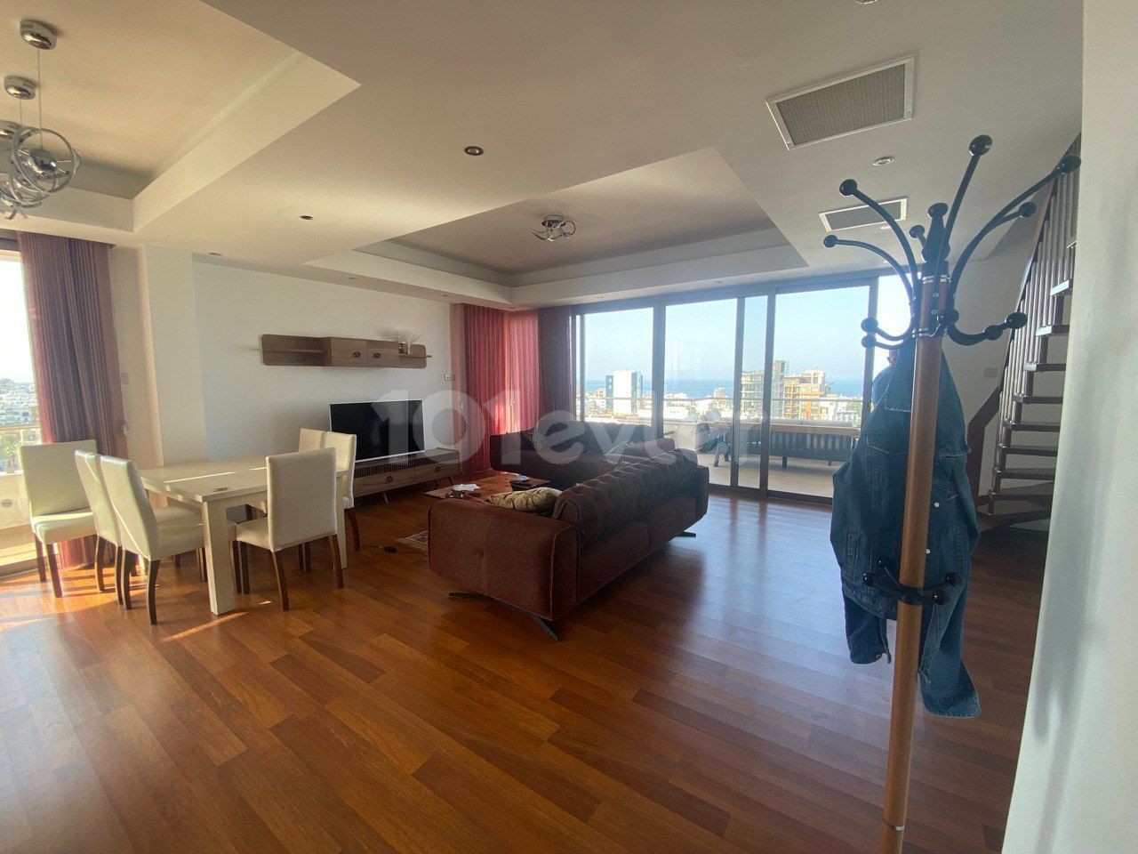 Satılık Penthouse, Girne Merkez!