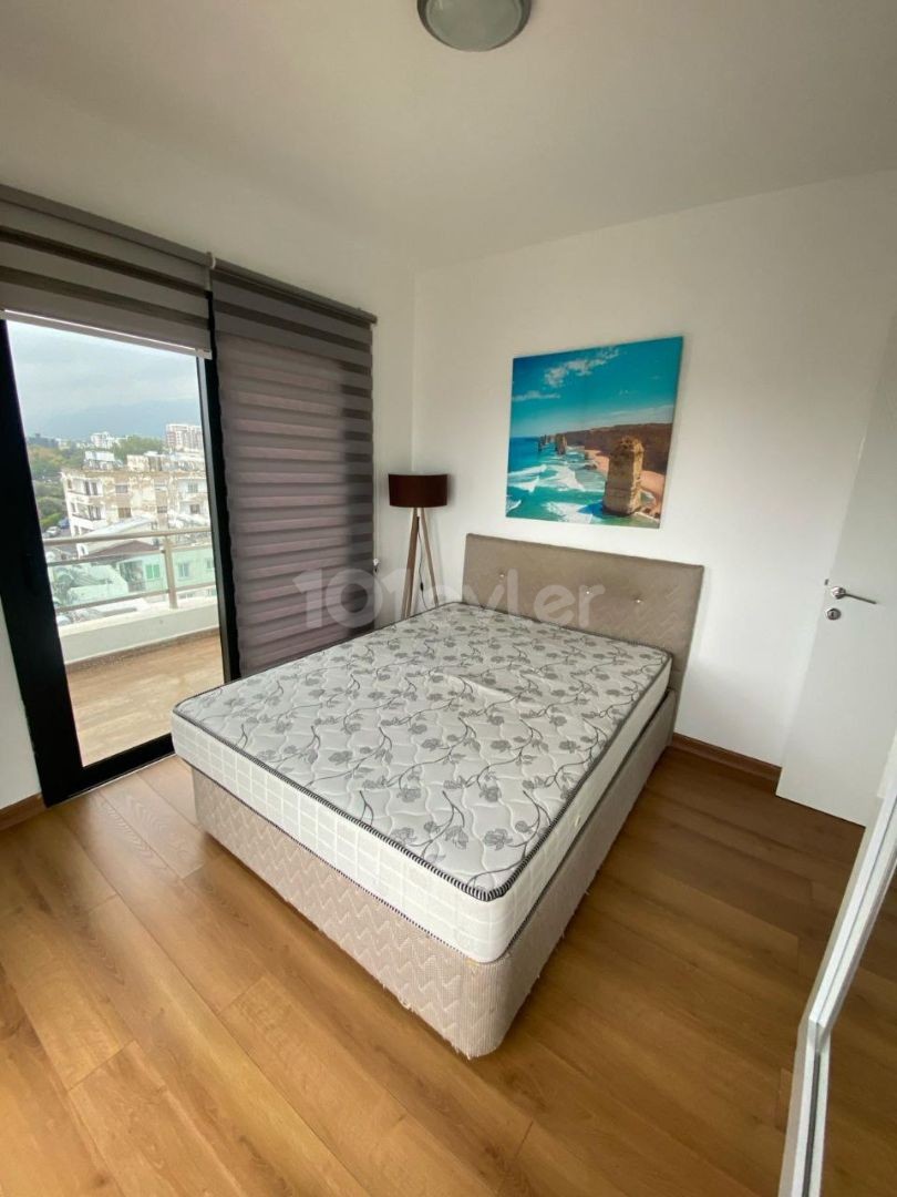 3+1 rental penthouse in the center of Girne