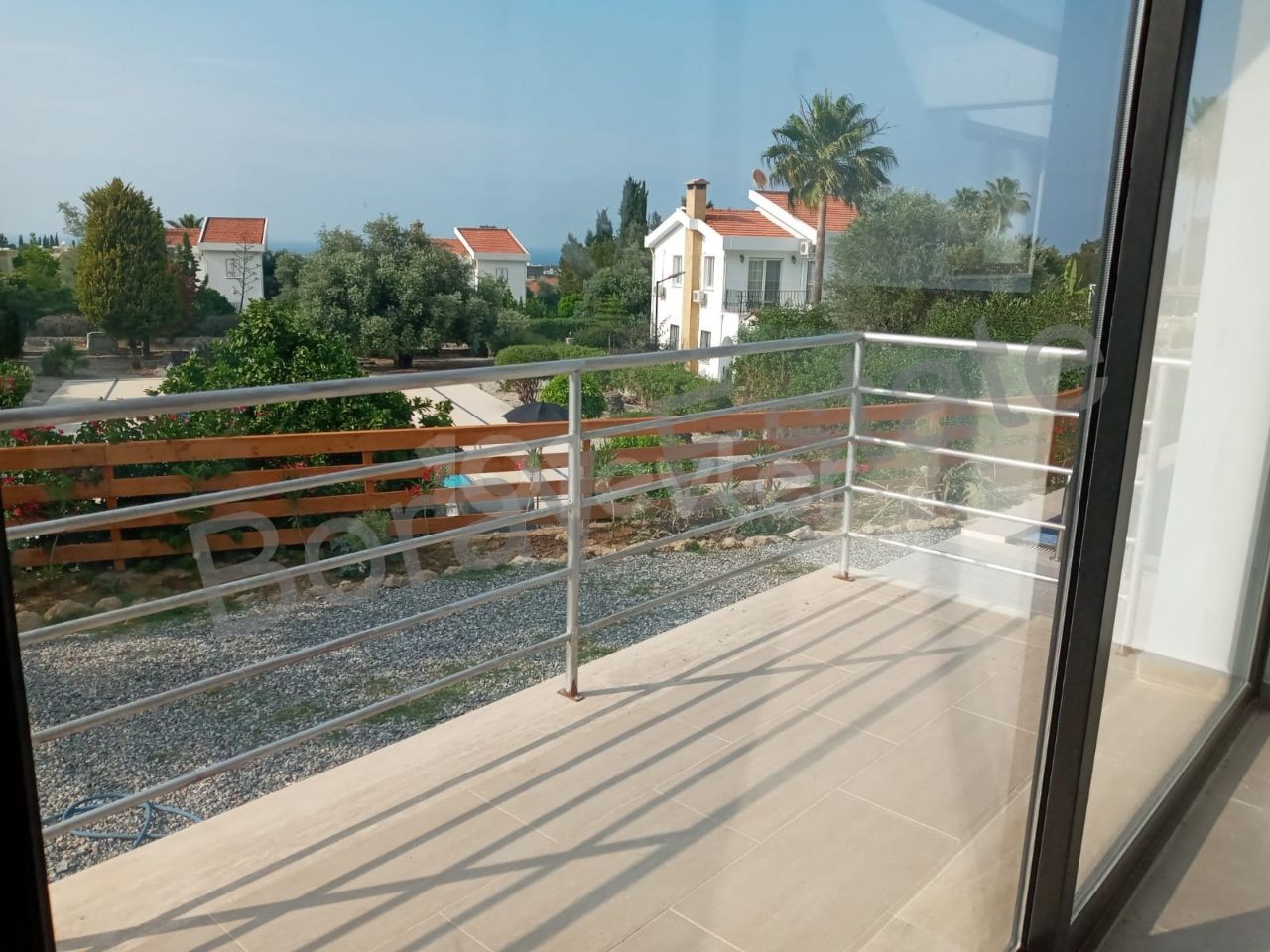 Catalköy de 4 yatak odalı modern Tarzı muteşem villa 