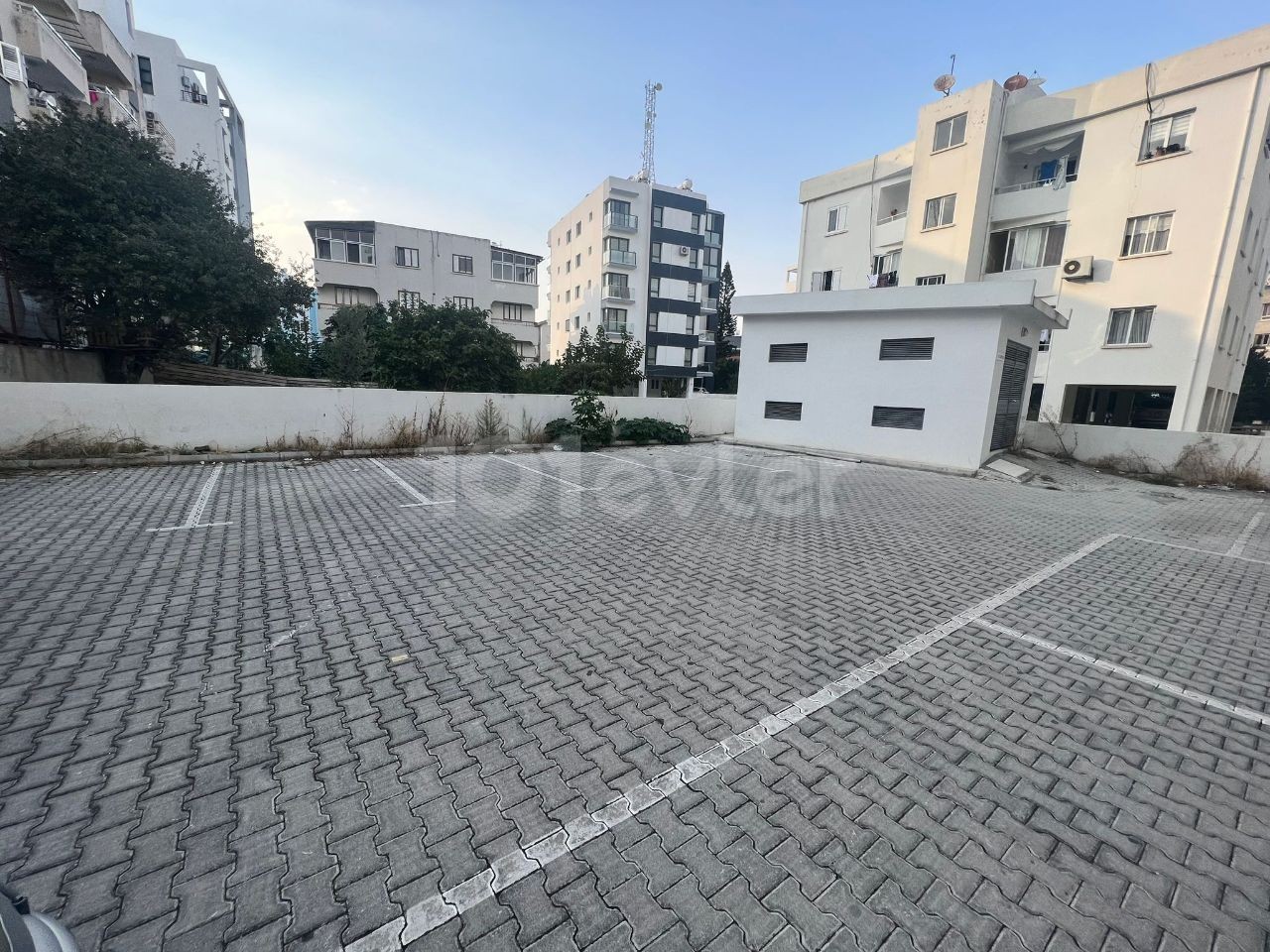 Flat For Sale in Aşağı Girne, Kyrenia