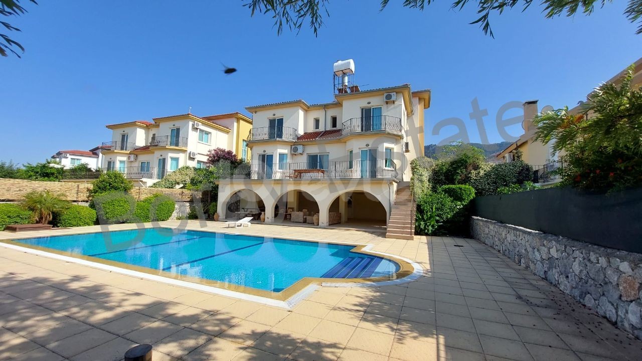 Villa For Sale in Karşıyaka, Kyrenia