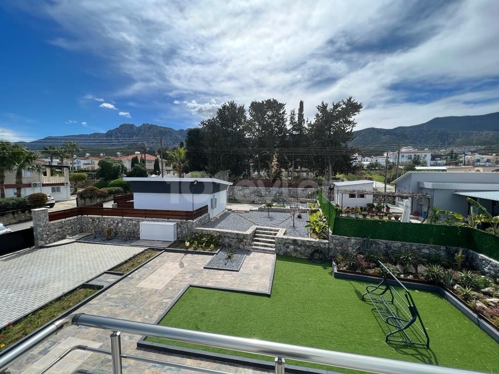 Total of 3 Separate Buildings in 1650m2 Land in Alsancak Region of Kyrenia