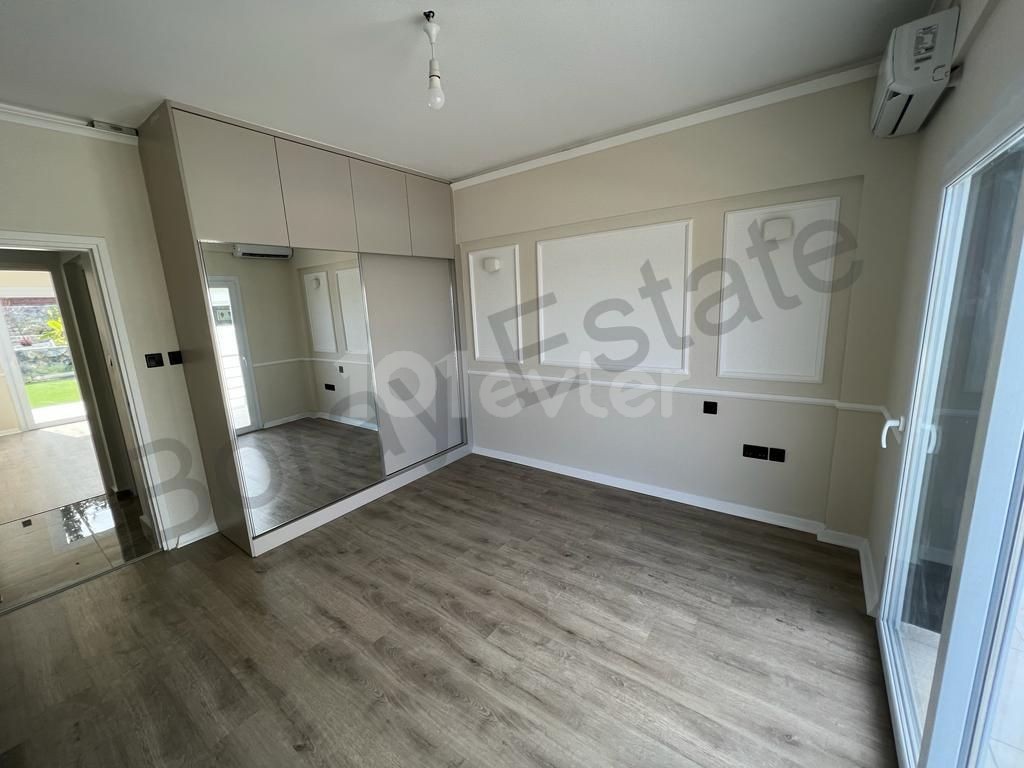 1650m2 arazi içinde toplamda 3 ayrı bina