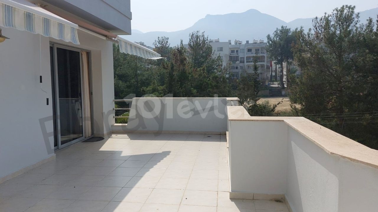 3+1 PENTHOUSE for sale in Kyrenia Center