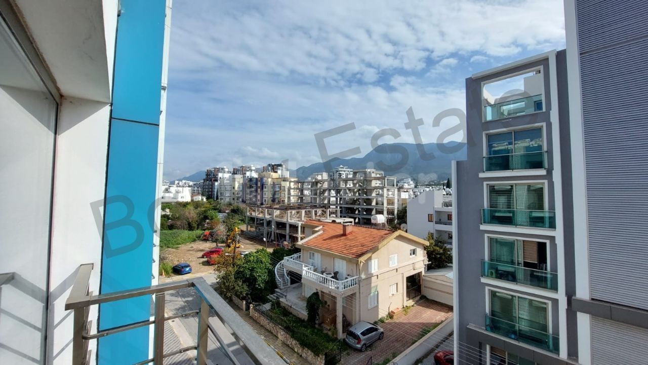 Penthouse mit 2 Schlafzimmern zum Verkauf im Kyrenia Center