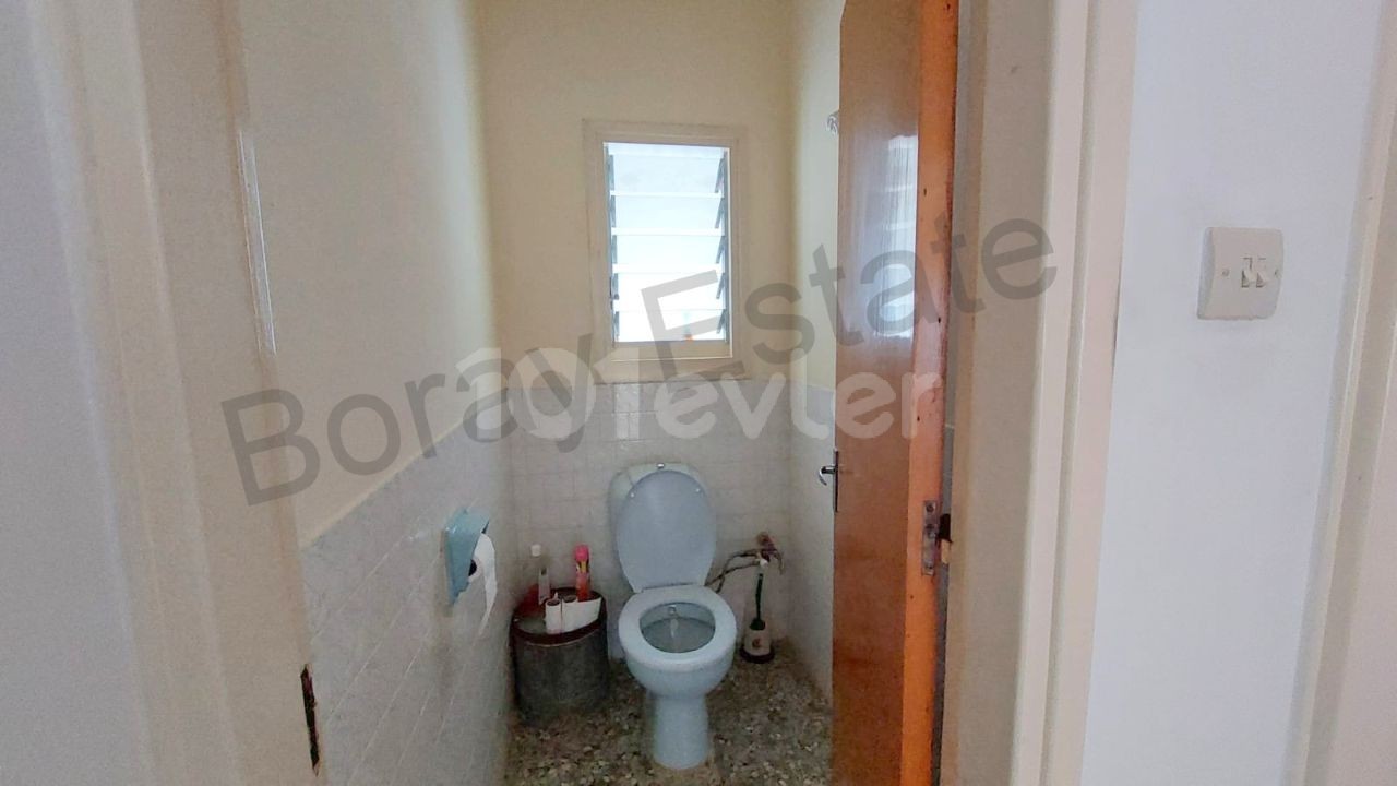 Spacious 2 bedroom apartment with garden in Girne Lapt