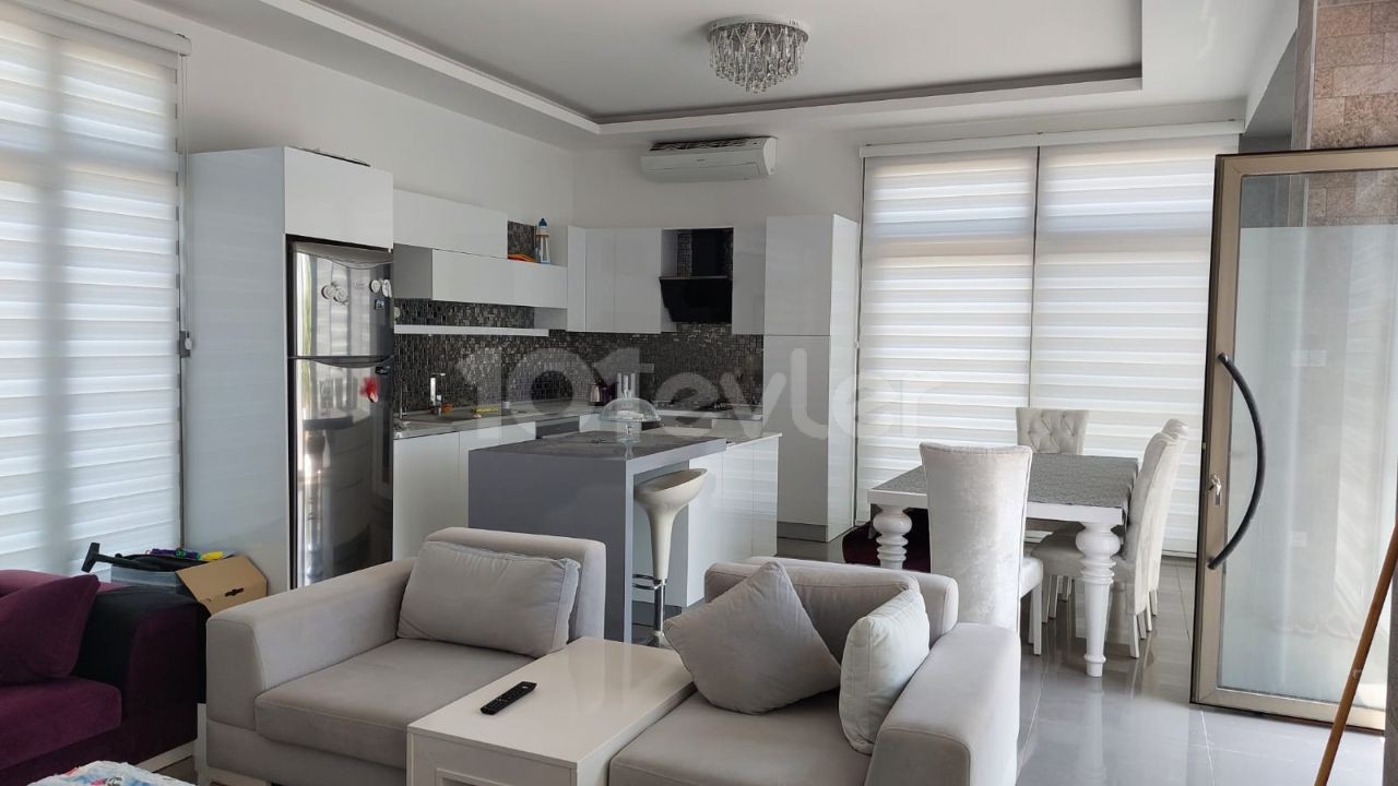 2 Villen zum Verkauf in Girne /Karşıyaka 1120 M2