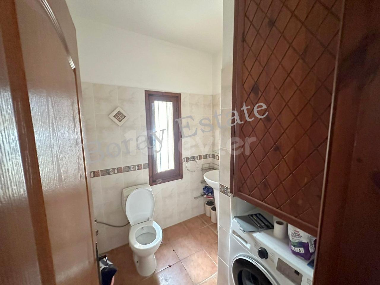 Girne nin incisi Bellapais bölgesinde  3+1 müstalik villa