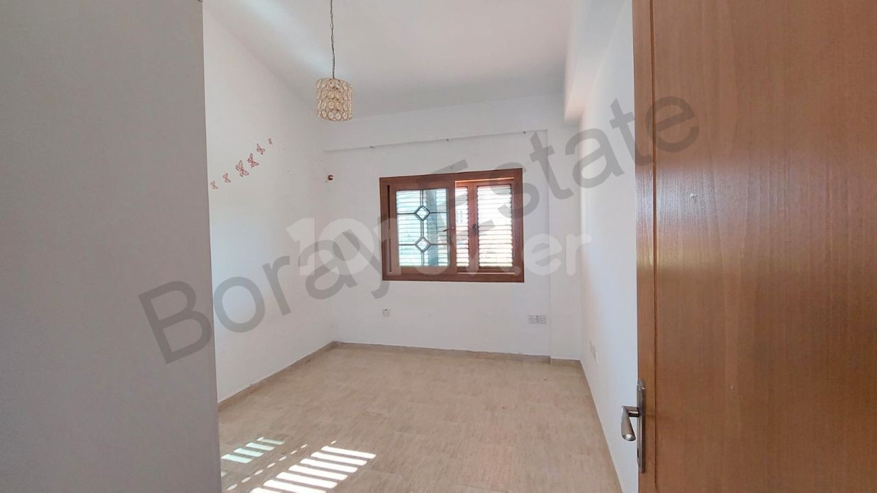 3+1 detached villa for sale in Girne Karsiyaka area