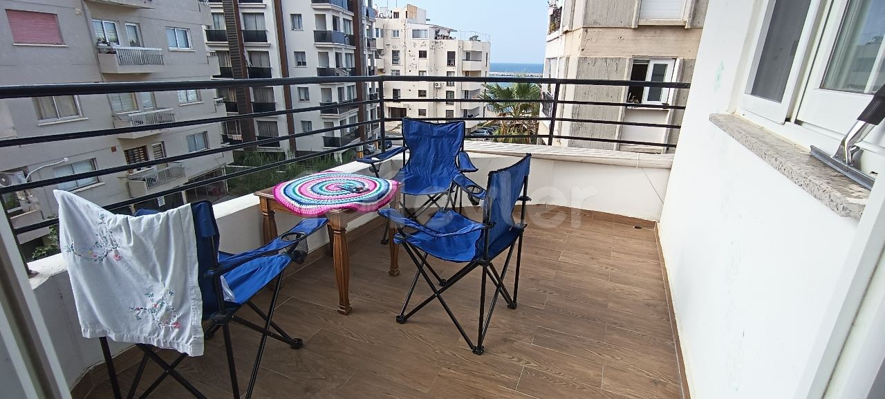 2 bedroom apartment in the center of Kyrenia, close to the sea