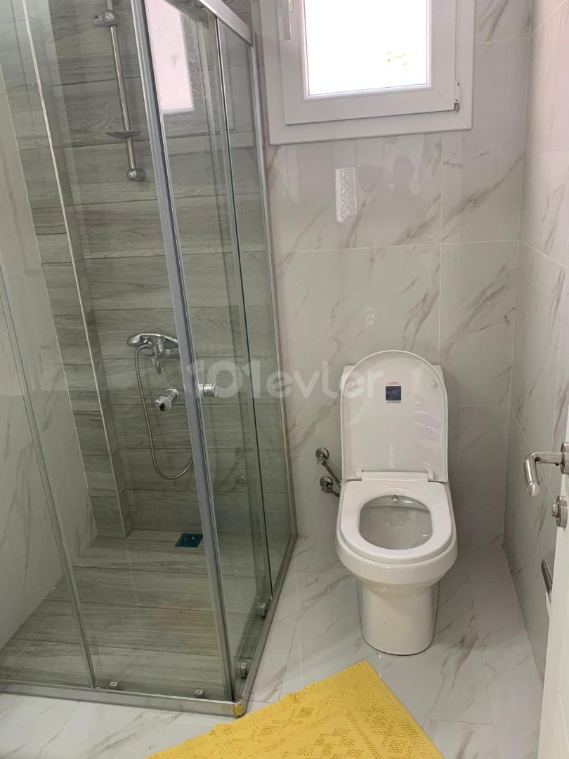 Girne merkezde 2 yatak odalı full eşyalı daire 