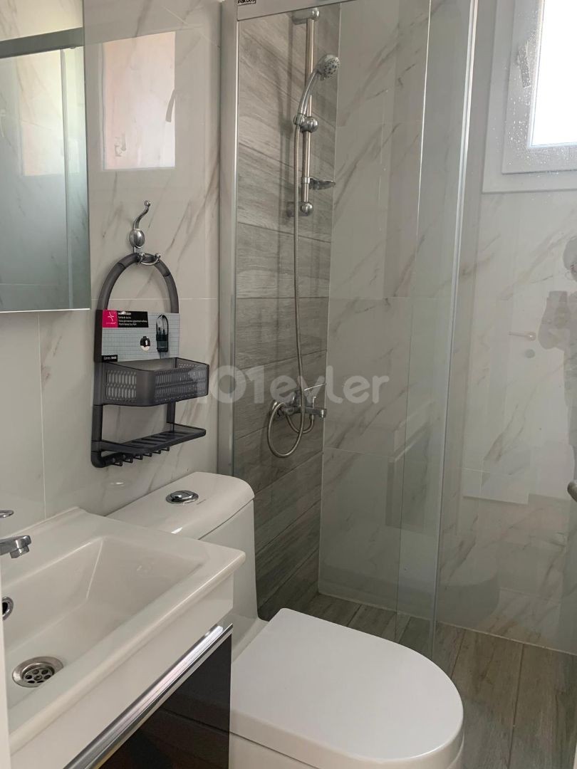 Girne merkezde 2 yatak odalı full eşyalı daire 