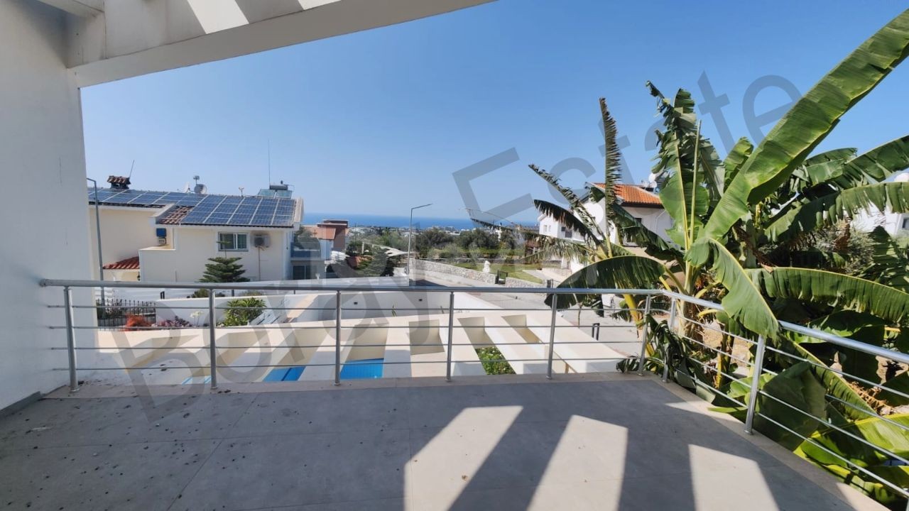 Detached villa for sale in Kyrenia / Alsancak region