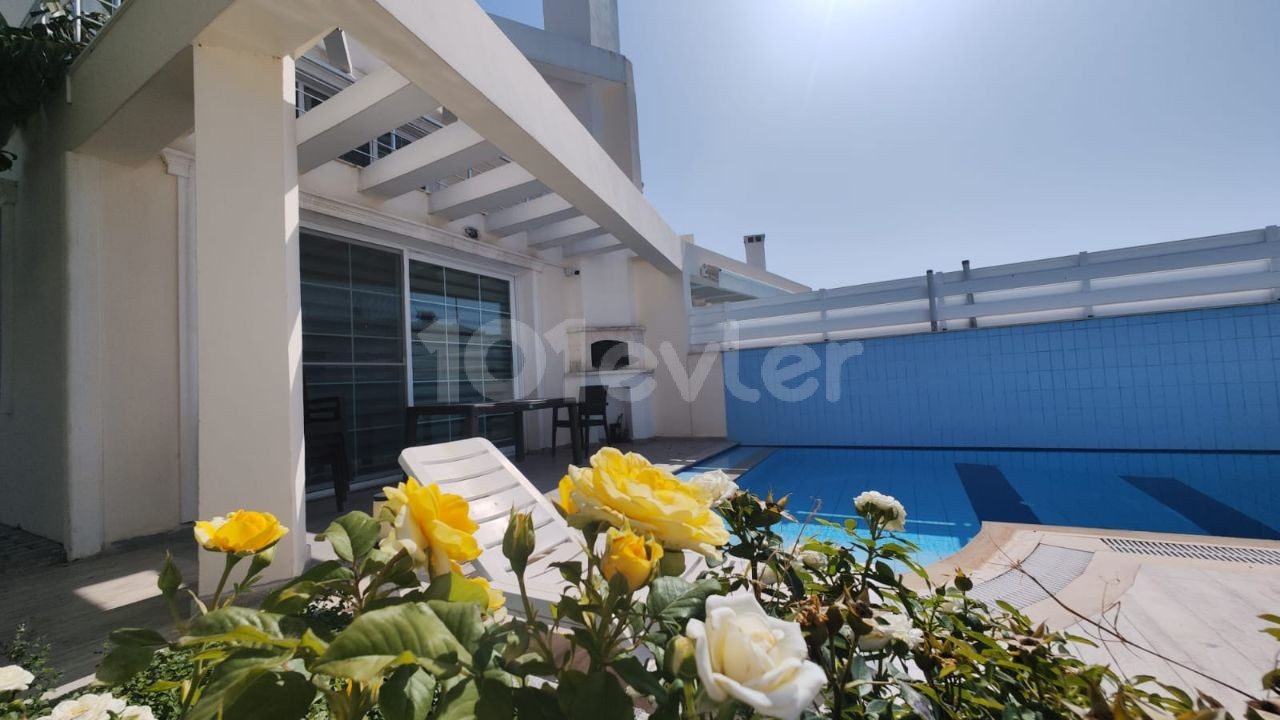 Girne /Alsancak bölgesinde mustakil satılık villa