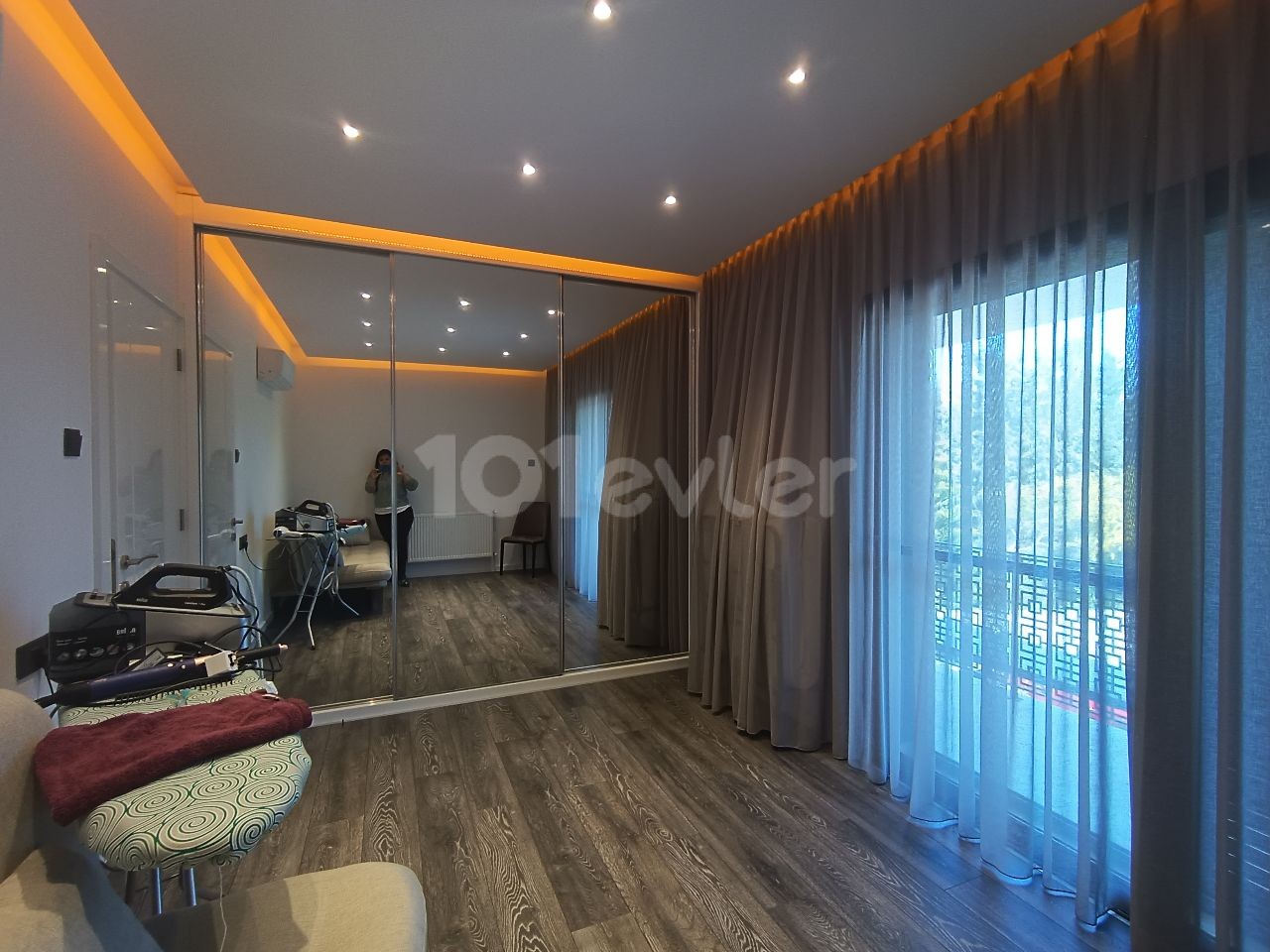 Escape in Kyrenia Alsancak area, 2 minutes away from the beach