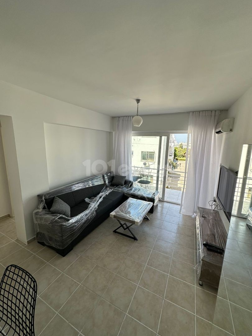 Newly furnished 2-bedroom apartment in Kyrenia center