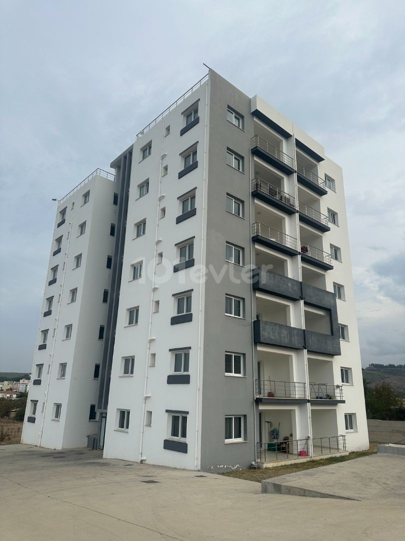 2+1 FURNISHED FLAT FOR SALE NEAR THE UNIVERSITY OF LEFKE