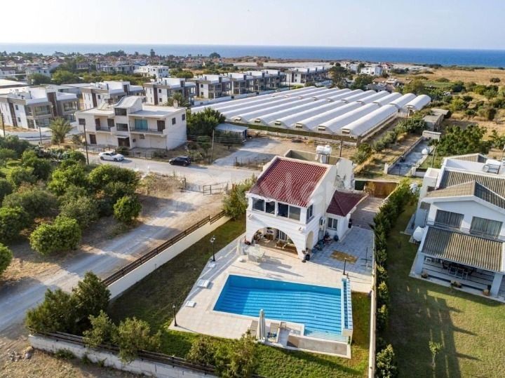 3+1 VILLA FOR SALE IN GIRNE ALSANCAK AREA, NORTH CYPRUS