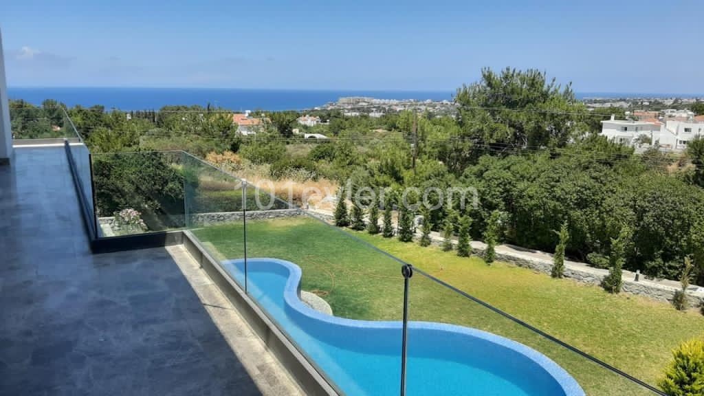 4 Bedroom Ultra Luxury Villa For Rent in Alsancak