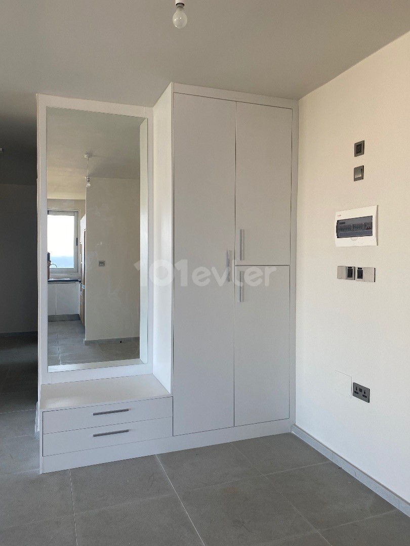 Penthouse Zum Verkauf In Kyrenia Central ** 