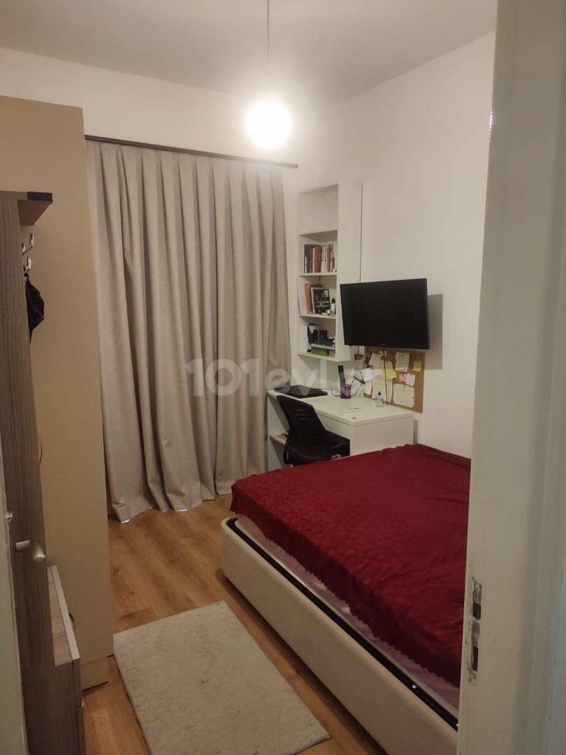 Wohnung zum Verkauf in Kyrenia Alsancak ** 